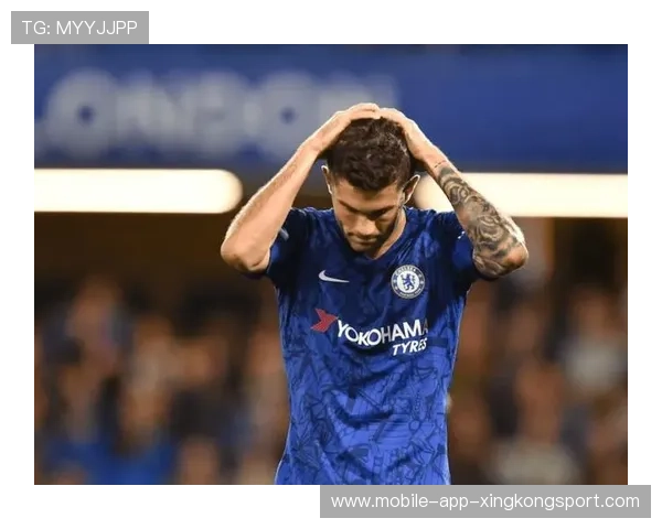 普利希奇突破后外脚背轻巧吊射得分