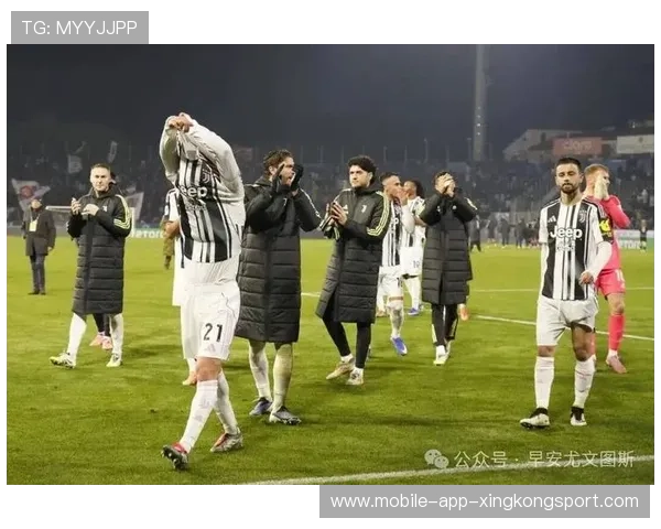 尤文反击从左路撕开缺口，基耶萨推射偏